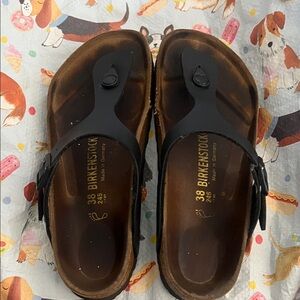Womens black size 38 Birkenstocks/ Sandals